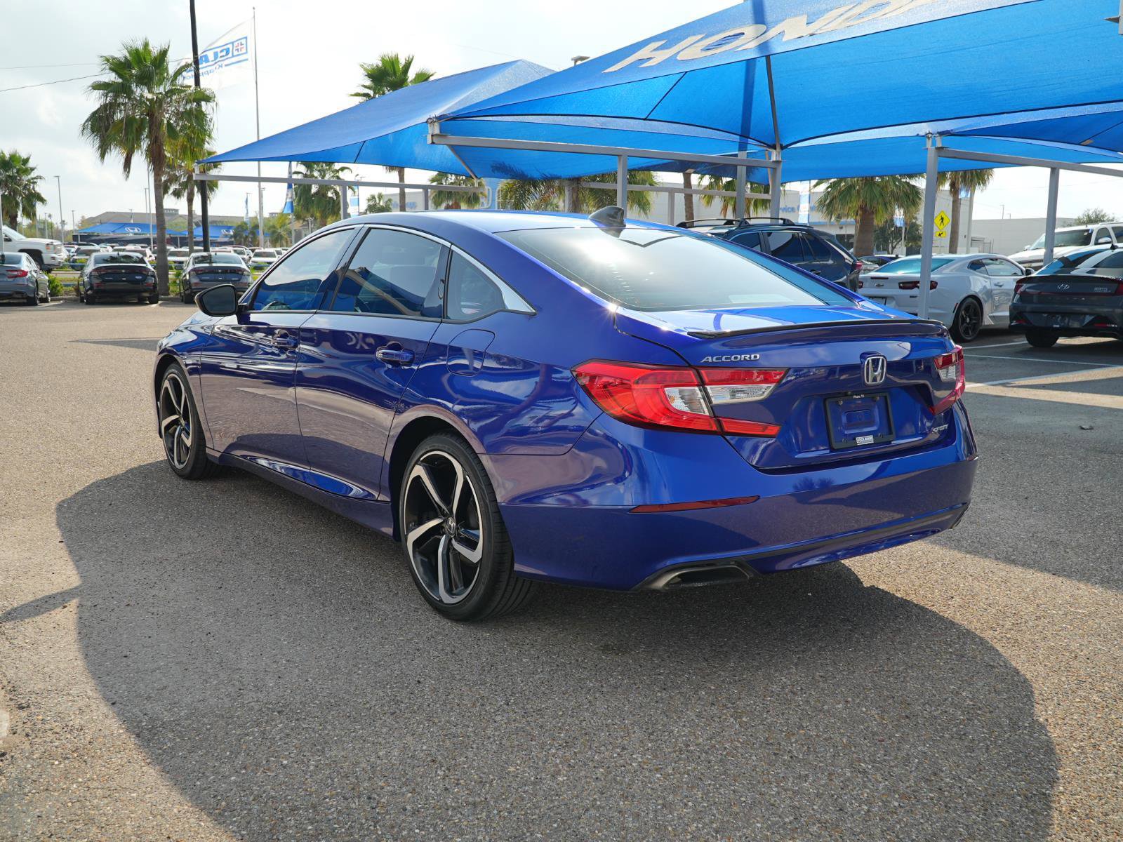 Used 2021 Honda Accord Sport image 7