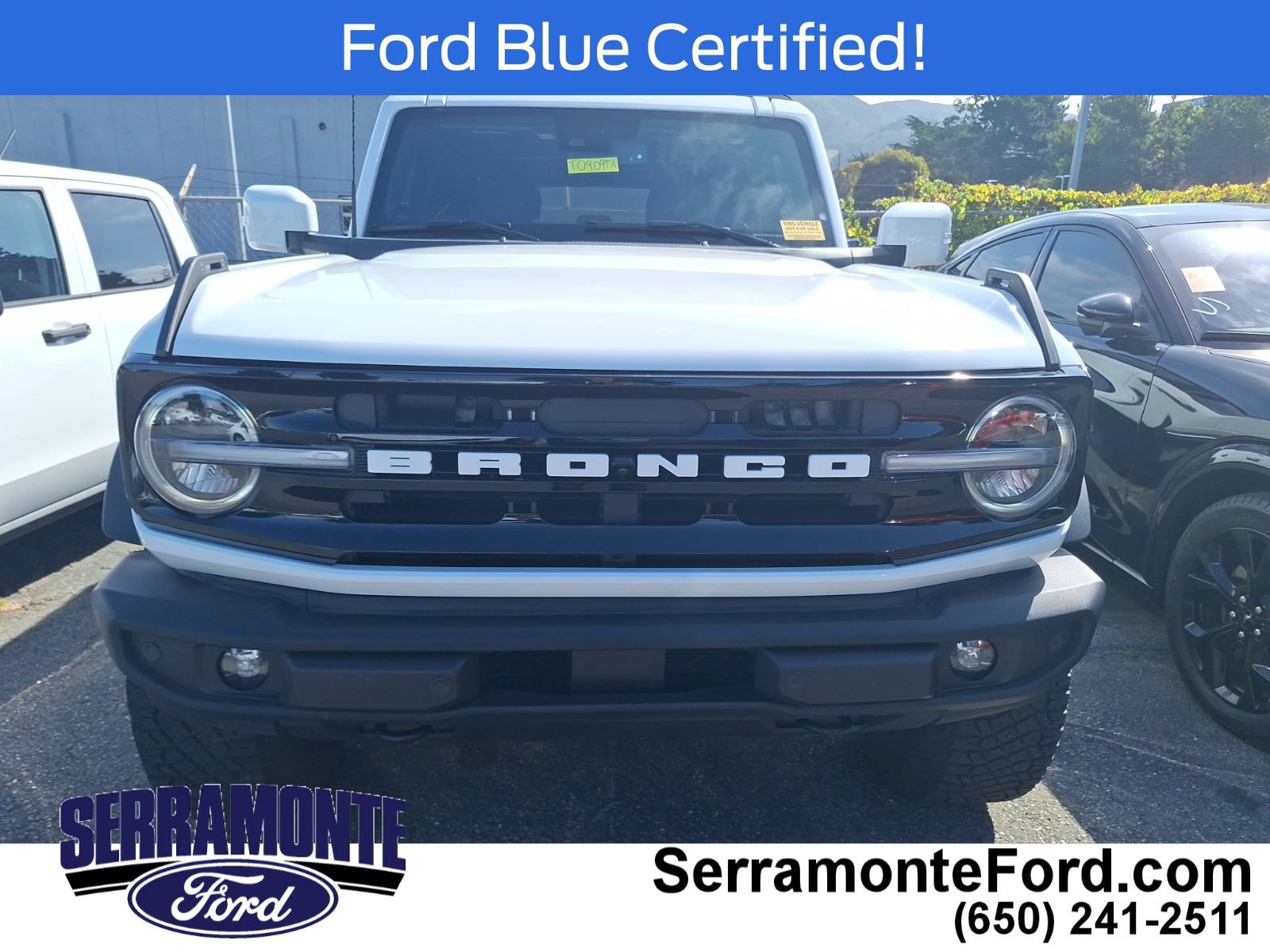 Used 2023 Ford Bronco Outer Banks w/ Sasquatch Package AWD/4WD image 2