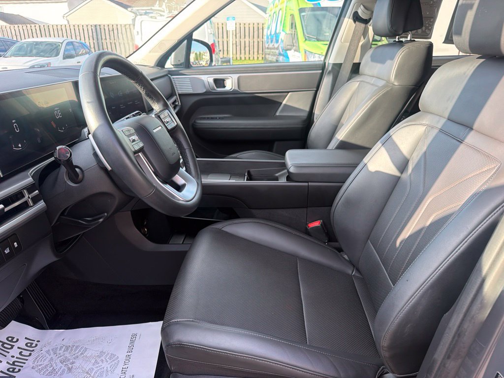 Used 2026 Hyundai Santa Fe SEL FWD image 28