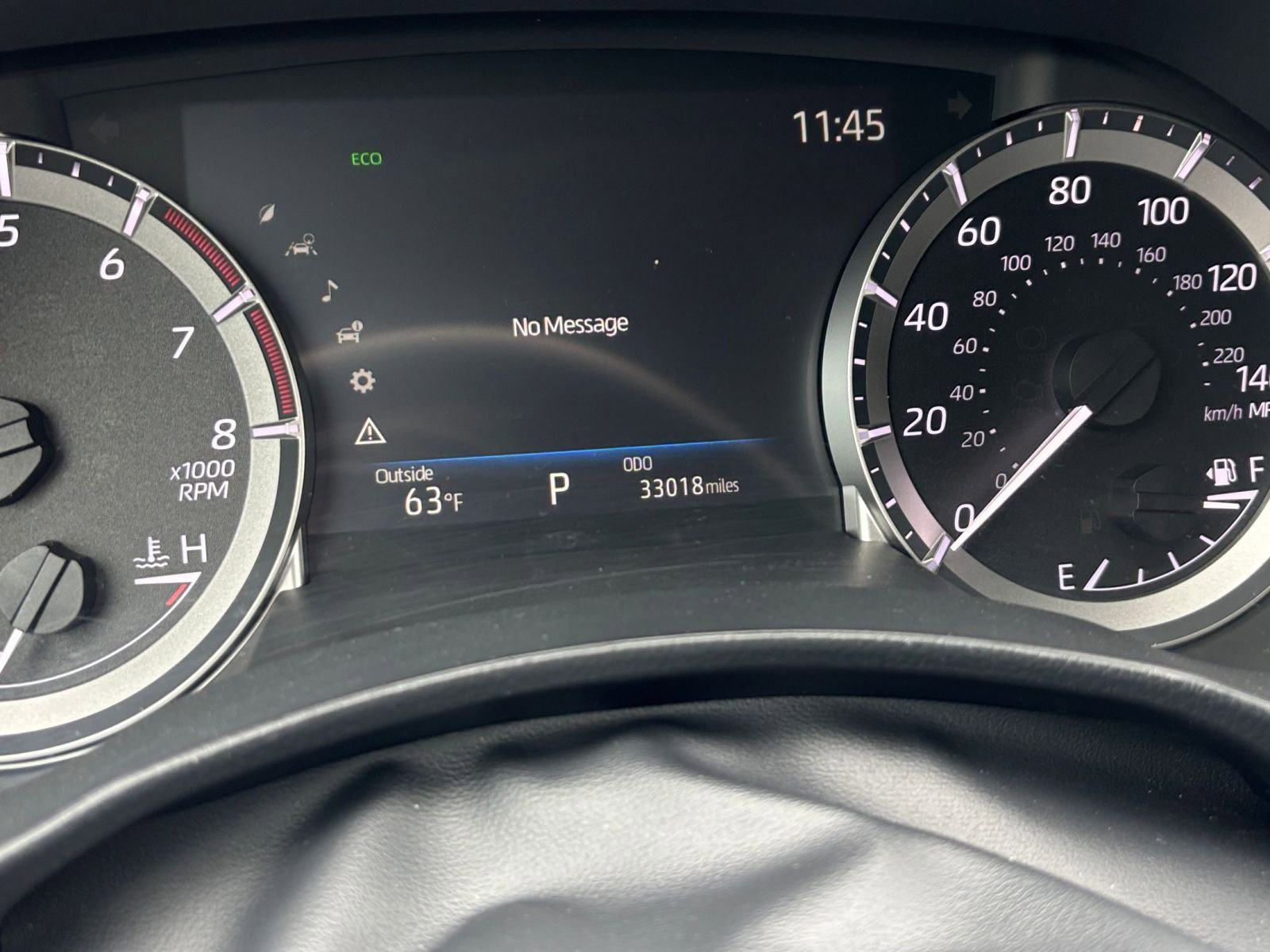 Used 2025 Toyota Highlander LE FWD image 43