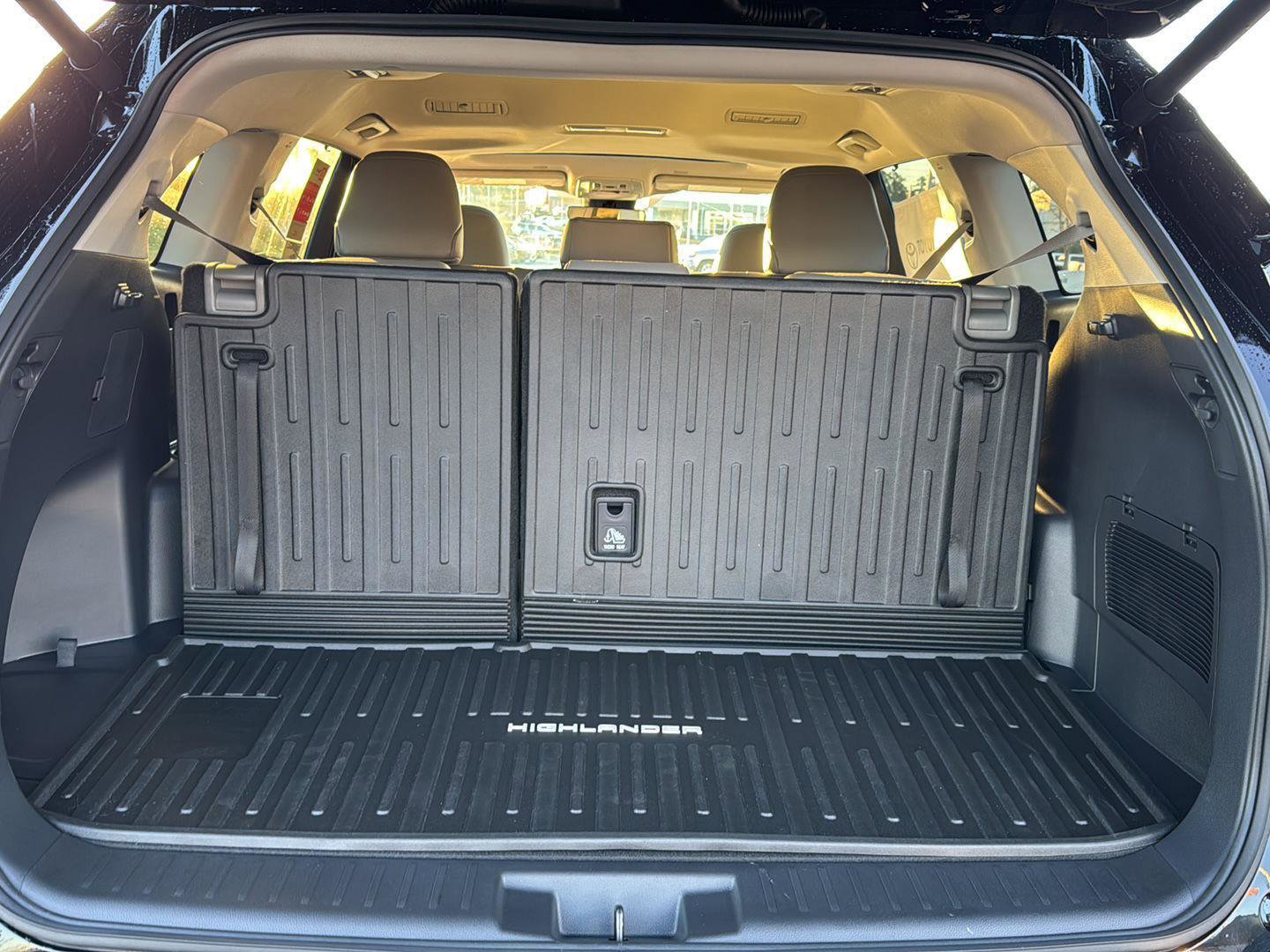 New 2026 Toyota Highlander XLE image 29