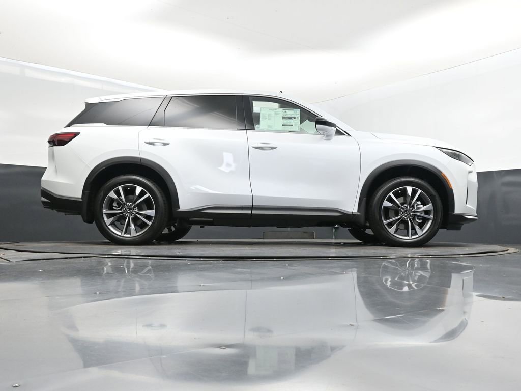 Used 2026 INFINITI QX60 Pure w/ Cargo Package image 44