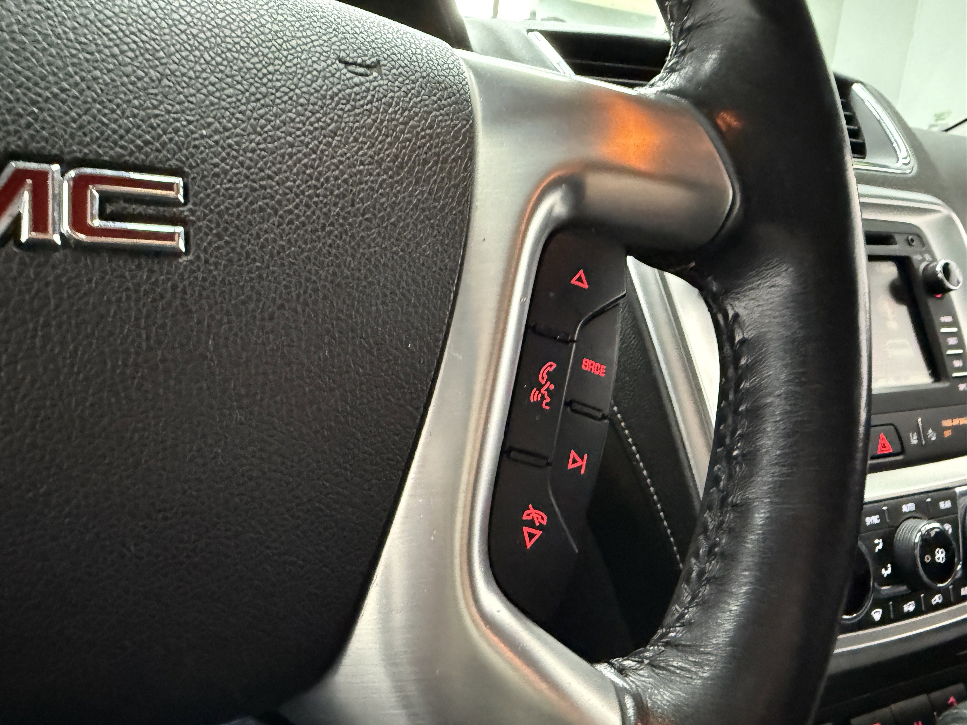 Used 2017 GMC Acadia Limited SLT image 17