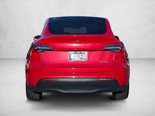 Used 2022 Tesla Model Y Long Range image 7