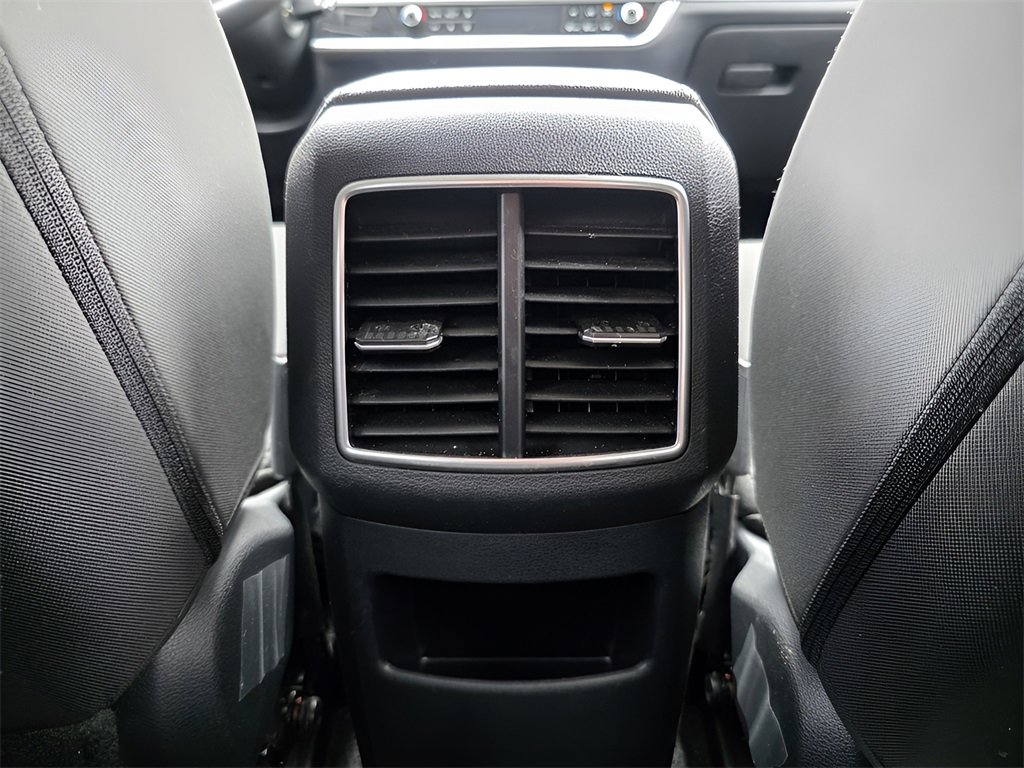 Used 2024 Kia Sportage LX image 16