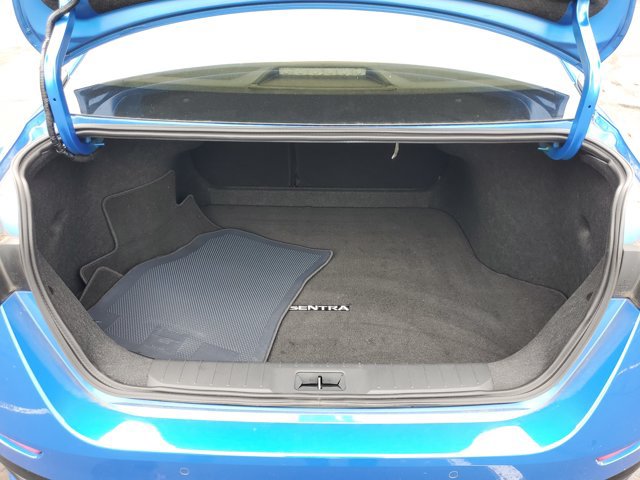 Certified 2025 Nissan Sentra SR FWD image 27