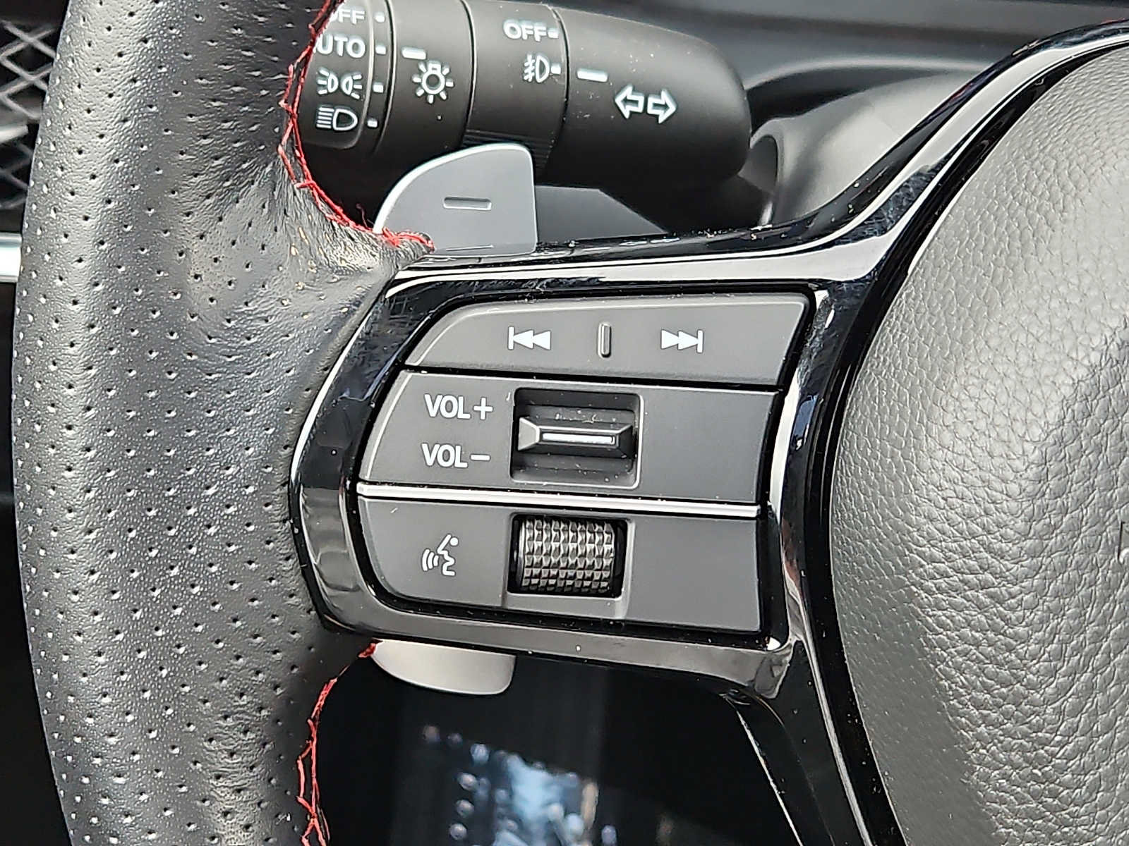 Certified 2025 Acura ADX A-Spec AWD/4WD image 23