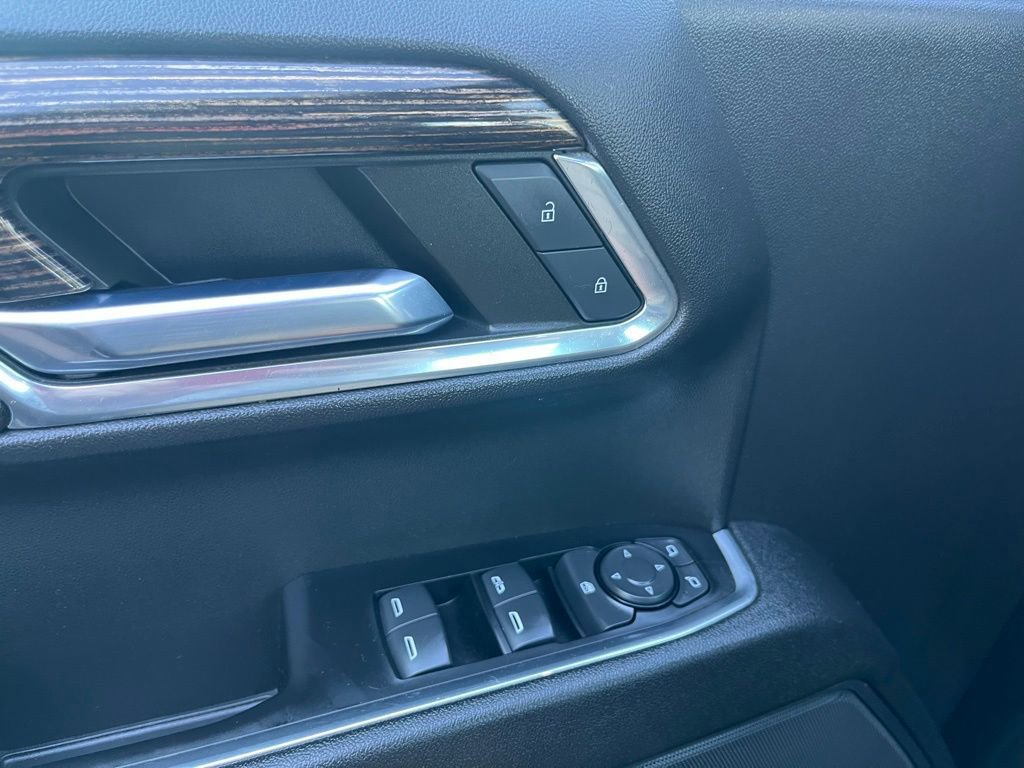 Used 2023 GMC Sierra 1500 Elevation image 25