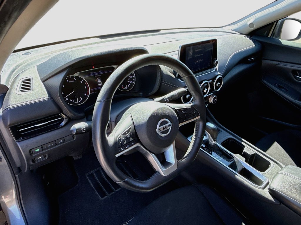 Used 2020 Nissan Sentra SV FWD image 14