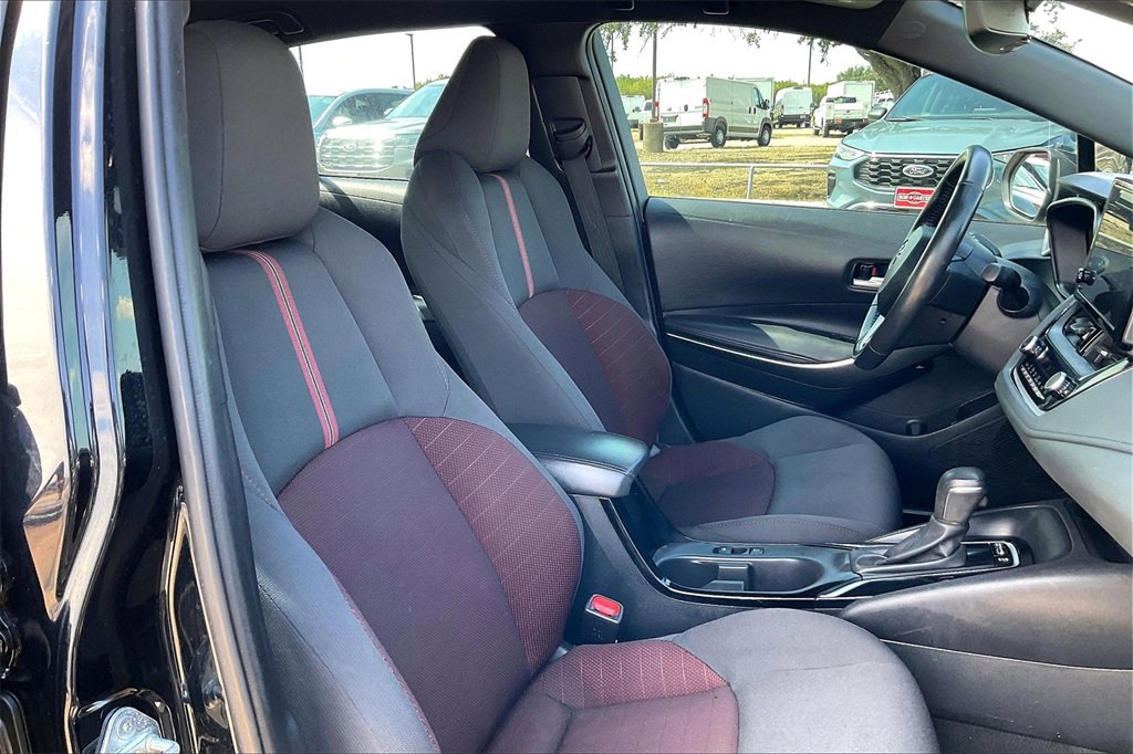 Used 2024 Toyota Corolla SE image 30