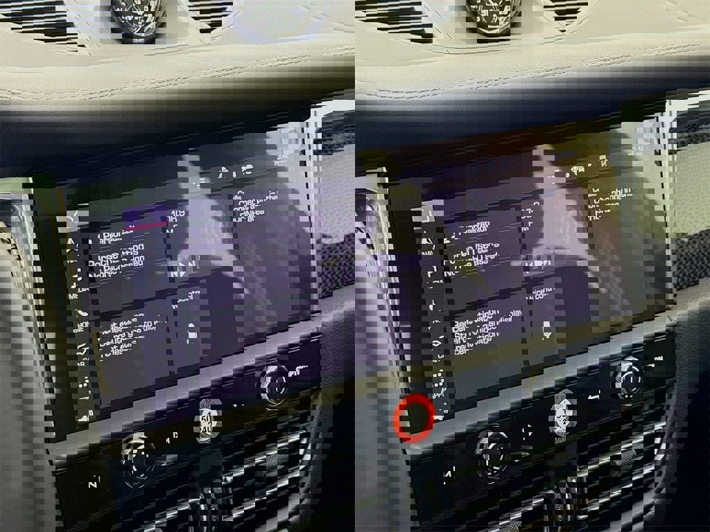 New 2026 Porsche Macan GTS image 20