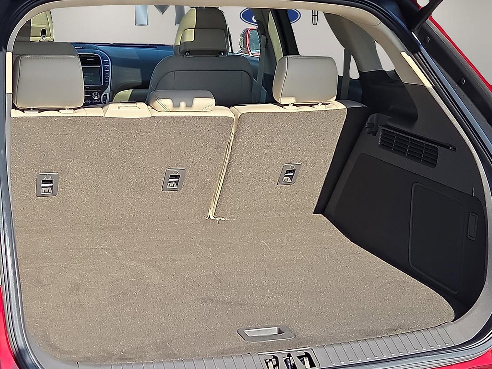 Used 2019 Lincoln Nautilus Reserve image 8