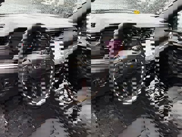 New 2025 Jeep Grand Cherokee Limited w/ Black Appearance Package AWD/4WD image 15