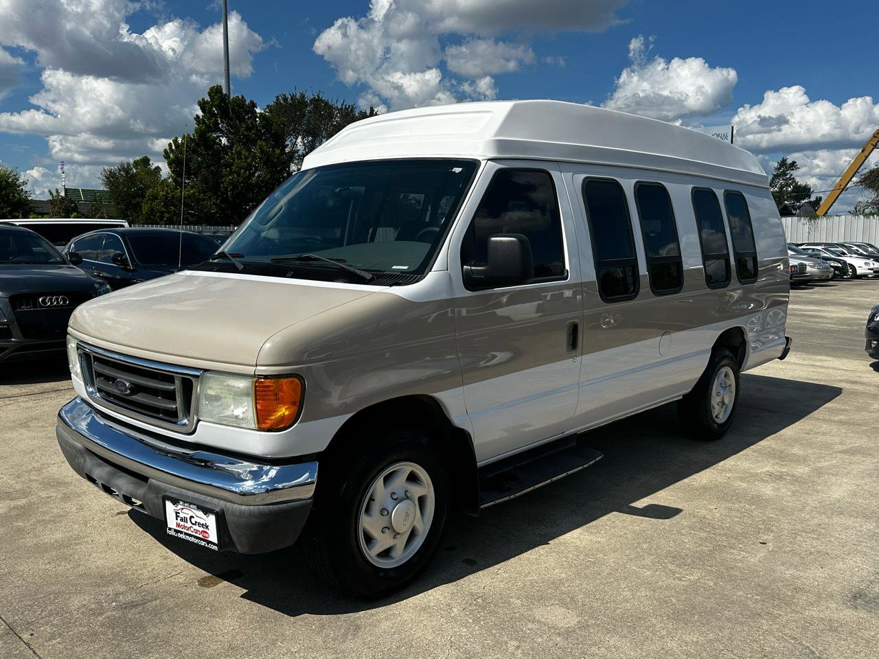 Used 2004 Ford E-250 and Econoline 250 Extended RWD image 76