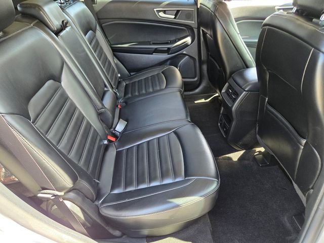 Used 2019 Ford Edge SEL w/ Equipment Group 201A AWD/4WD image 14