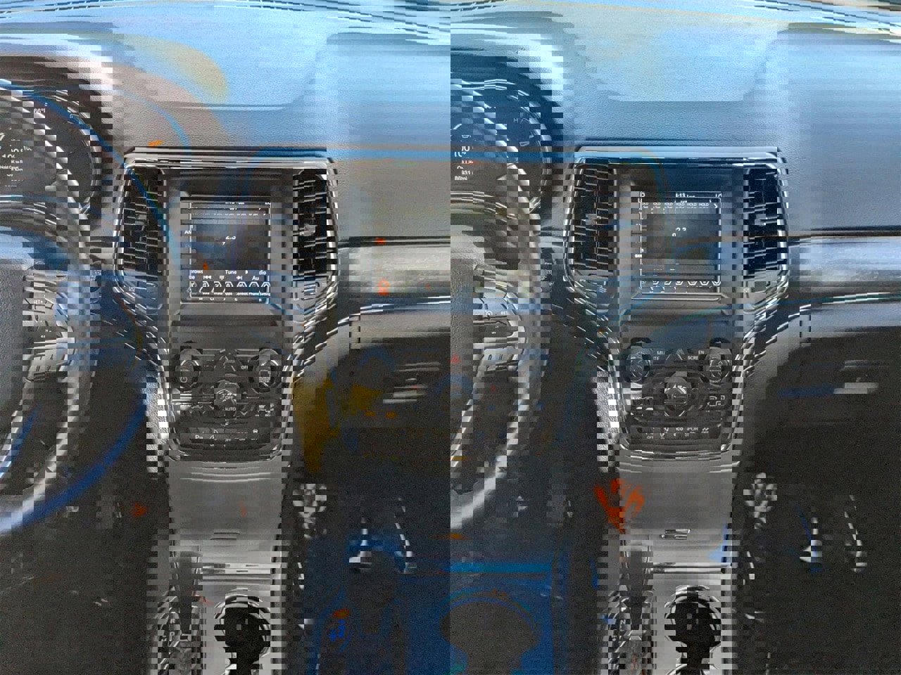 Used 2018 Jeep Grand Cherokee Limited image 14