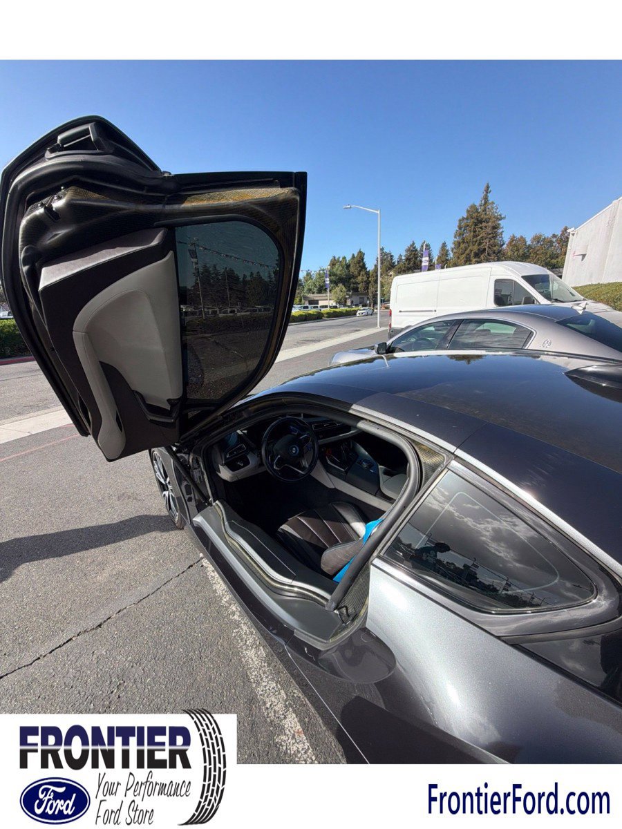 Used 2016 BMW i8 AWD/4WD image 7