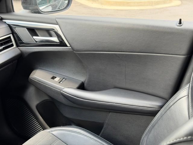 Used 2024 Mitsubishi Outlander SE FWD image 31