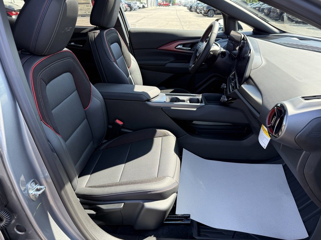 New 2025 Chevrolet Equinox EV RS image 22