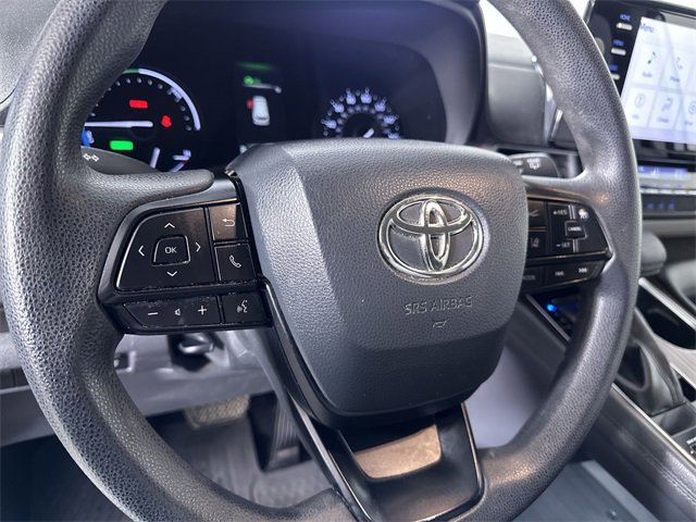 Used 2022 Toyota Sienna LE image 11