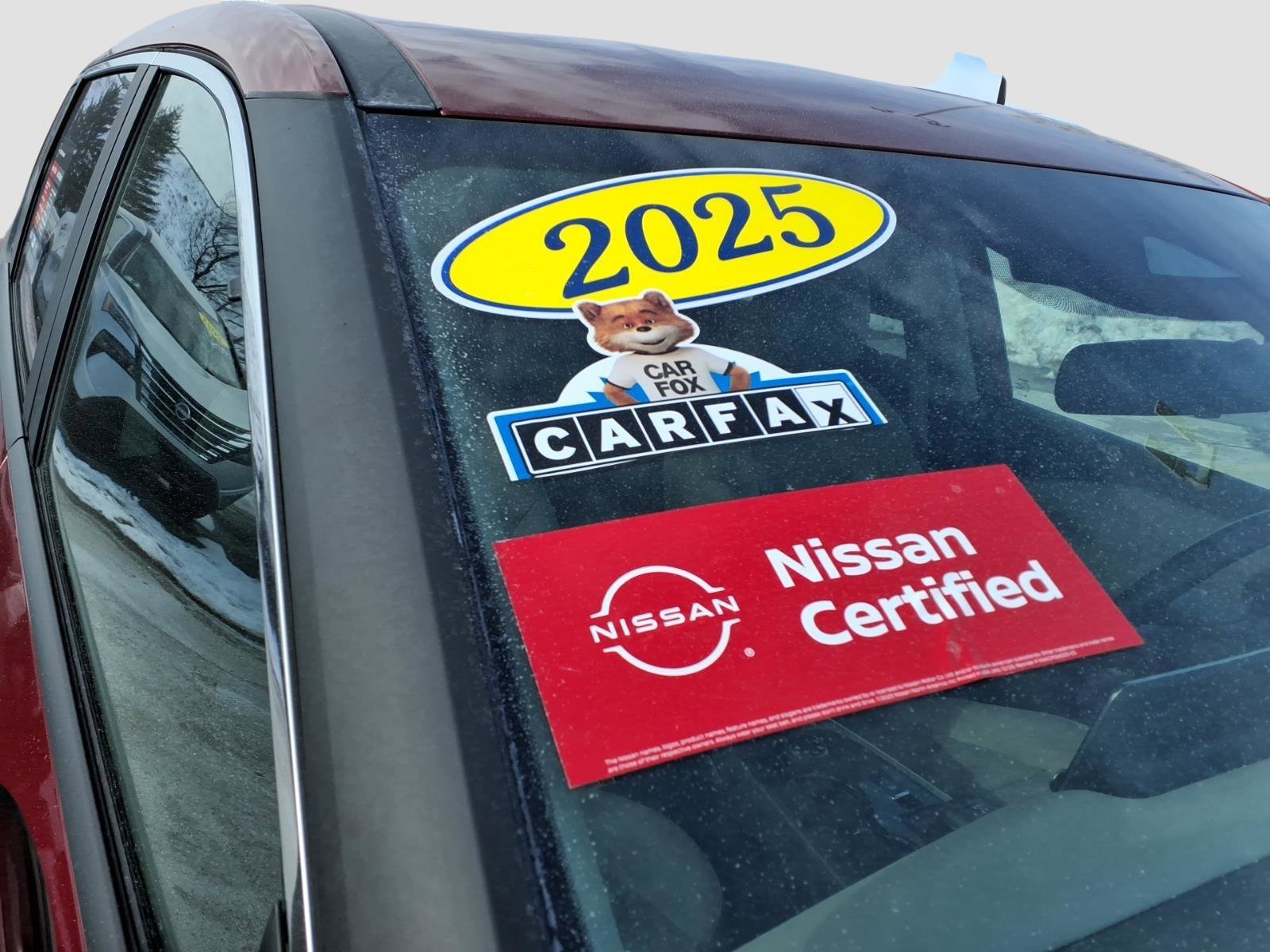 Certified 2025 Nissan Rogue SV image 9