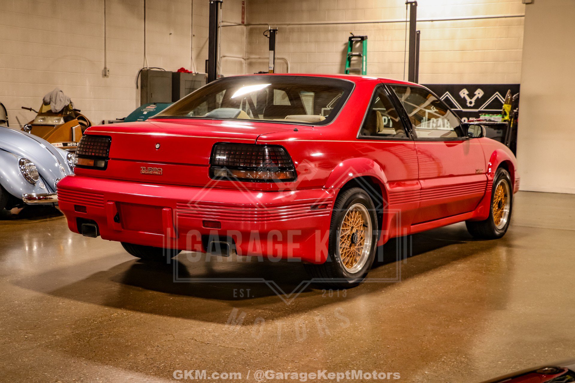 Used 1990 Pontiac Grand Prix SE FWD image 8