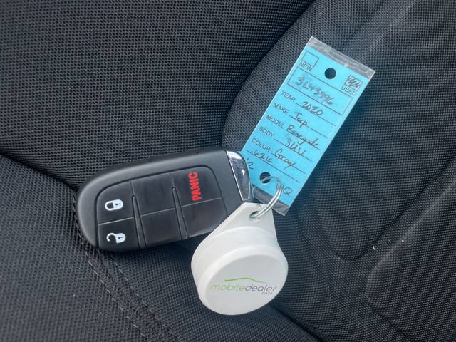 Used 2020 Jeep Renegade Latitude AWD/4WD image 18