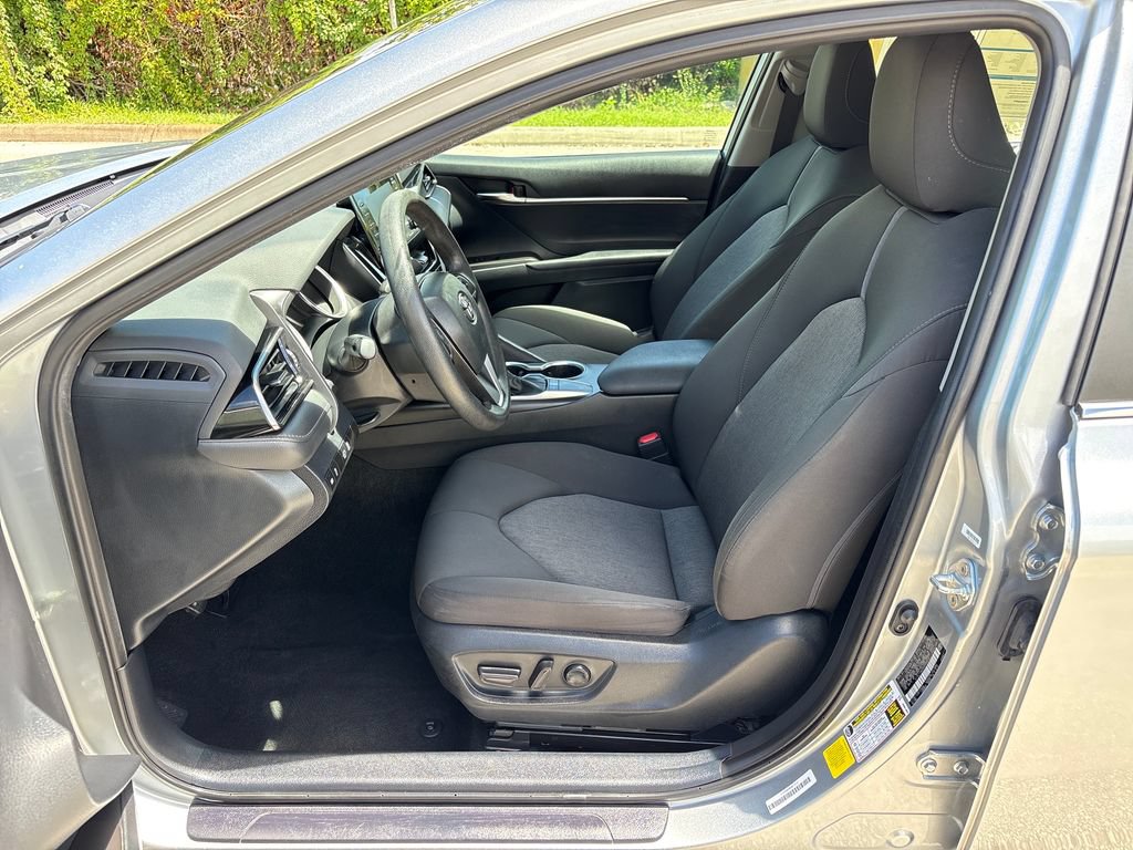 Used 2024 Toyota Camry LE FWD image 26