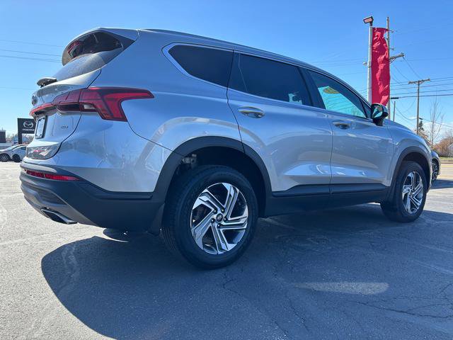Used 2023 Hyundai Santa Fe SE image 7
