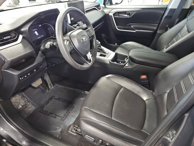 Used 2023 Toyota RAV4 XLE Premium AWD/4WD image 16