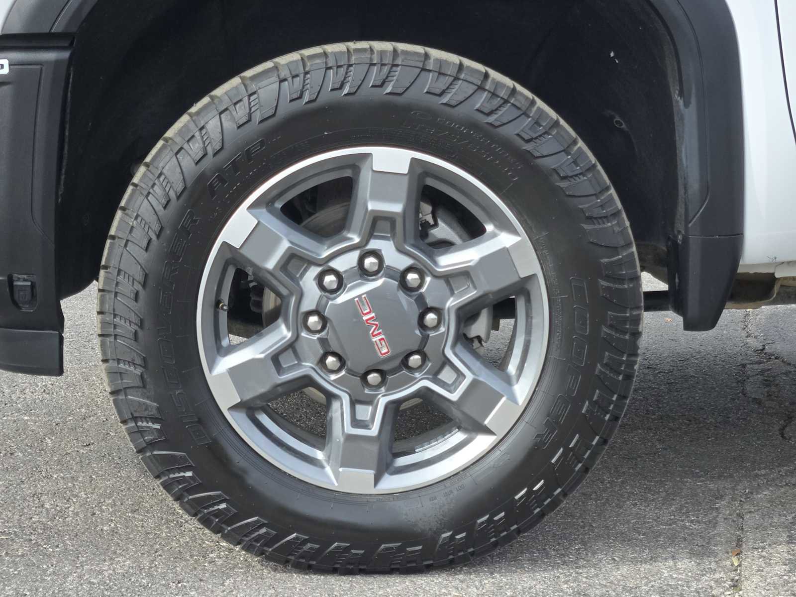 Certified 2025 GMC Sierra 2500 SLT w/ SLT Convenience Package image 13