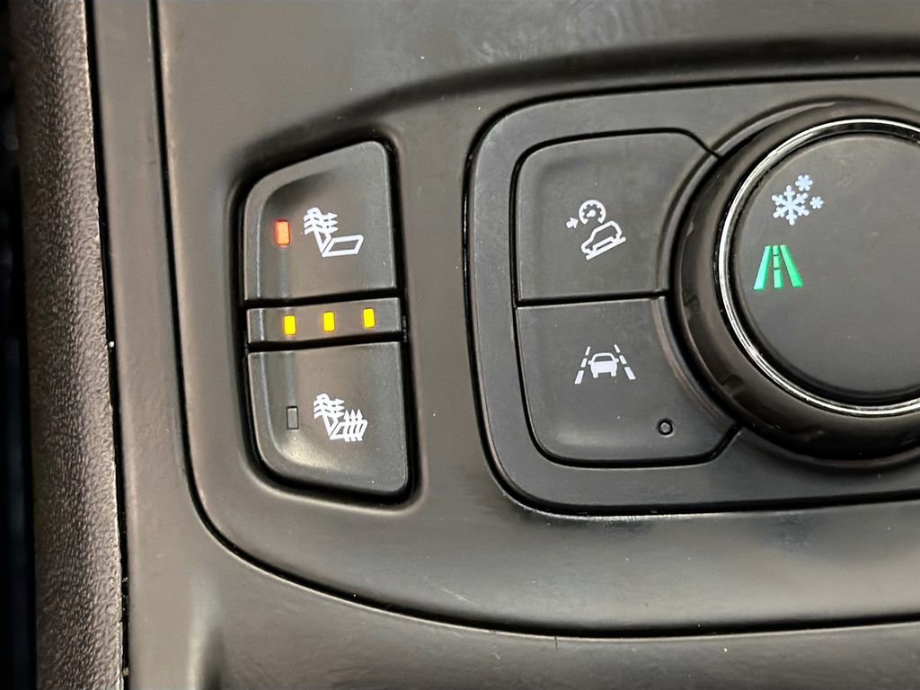 Used 2023 GMC Terrain SLT FWD image 22