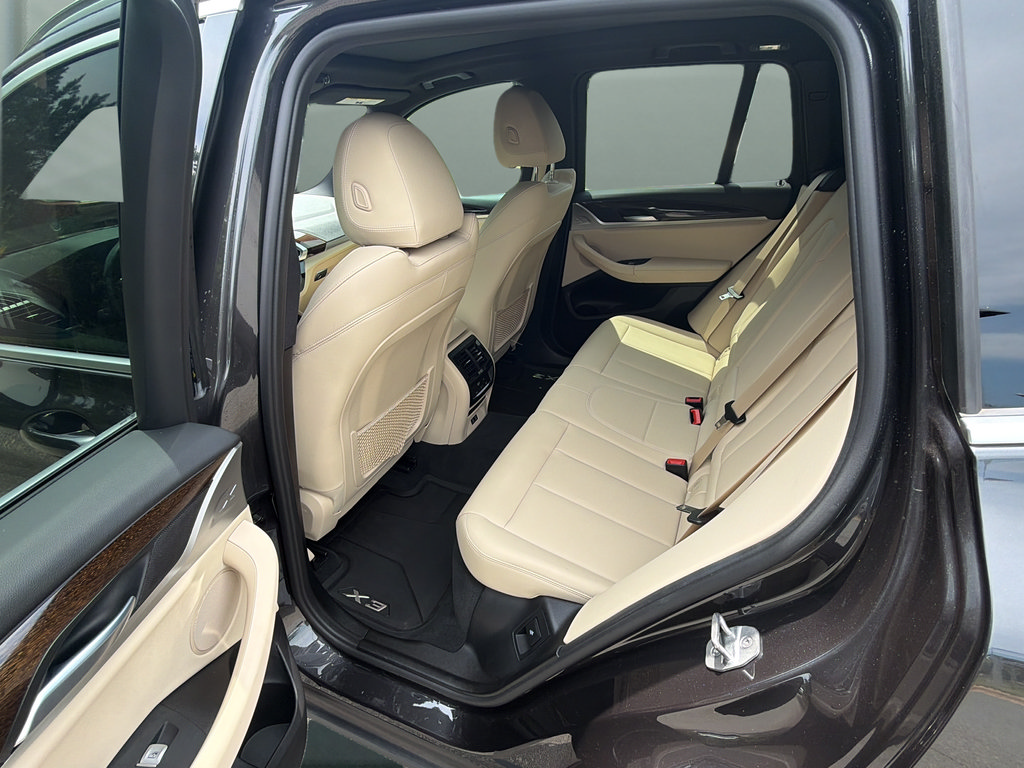 Used 2021 BMW X3 sDrive30i w/ Premium Package RWD image 11
