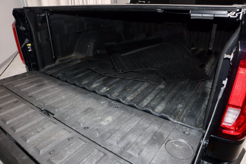 Used 2019 GMC Sierra 1500 AT4 w/ AT4 Premium Package AWD/4WD image 15