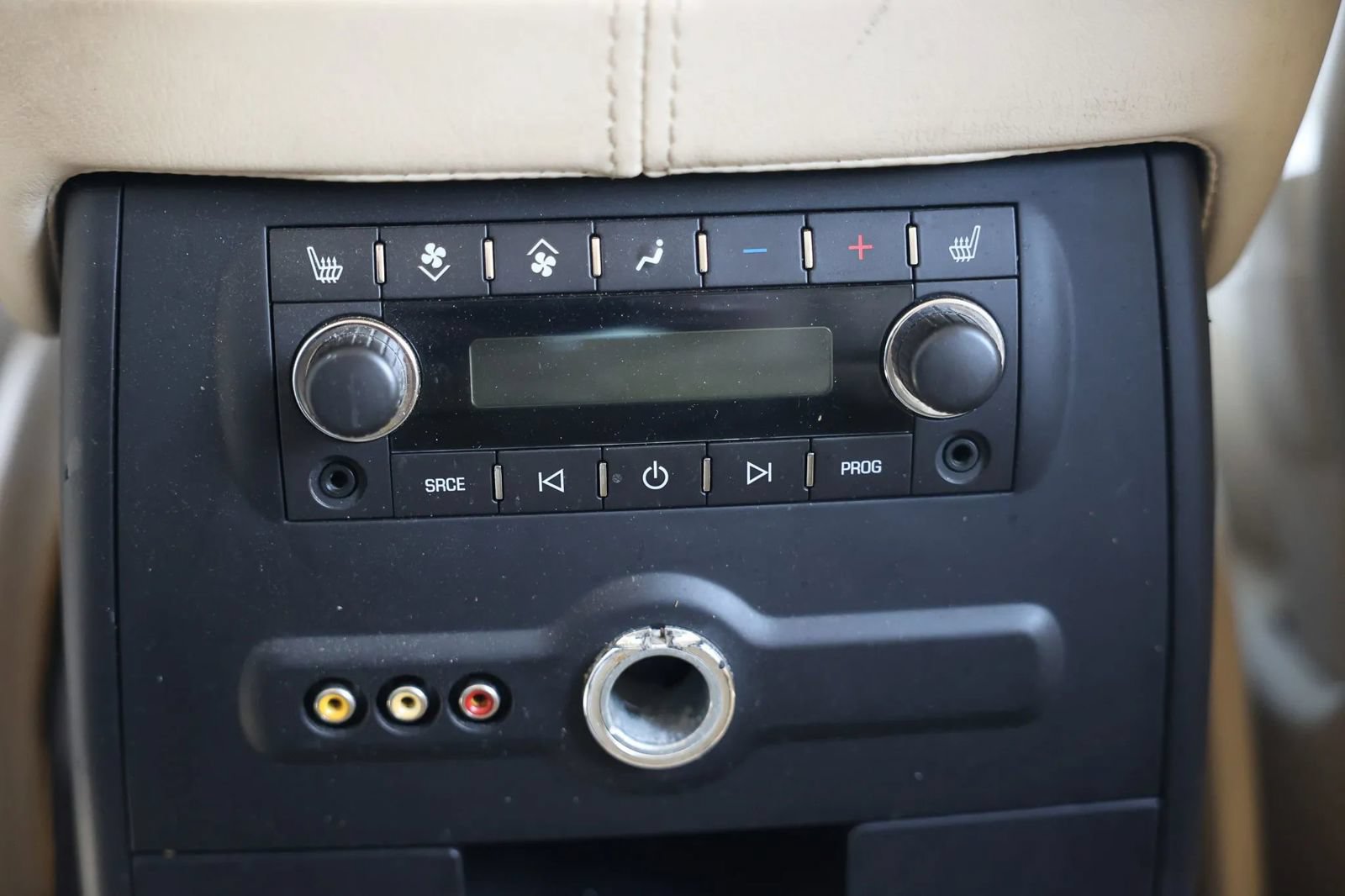 Used 2007 Cadillac Escalade ESV AWD w/ Information Package image 38