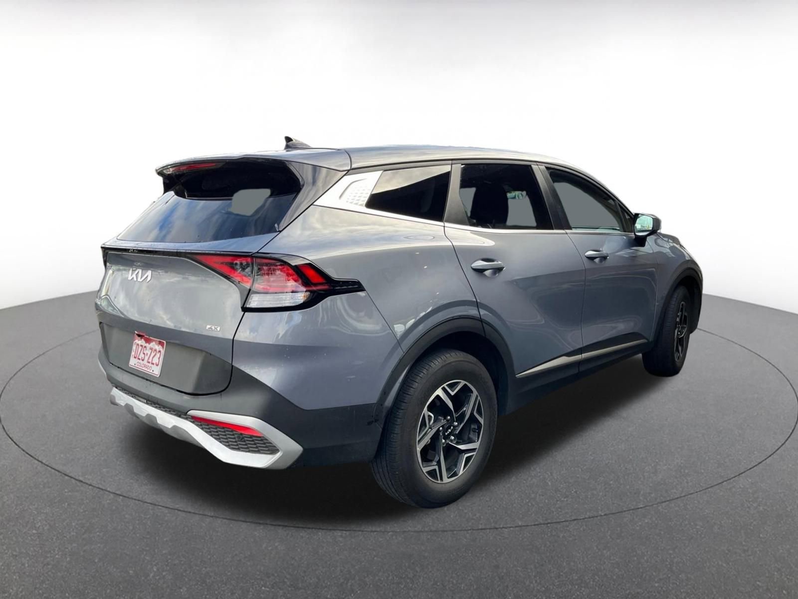 Used 2025 Kia Sportage LX image 7
