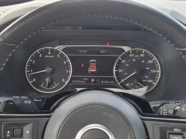 Used 2025 Nissan Pathfinder SL AWD/4WD image 11