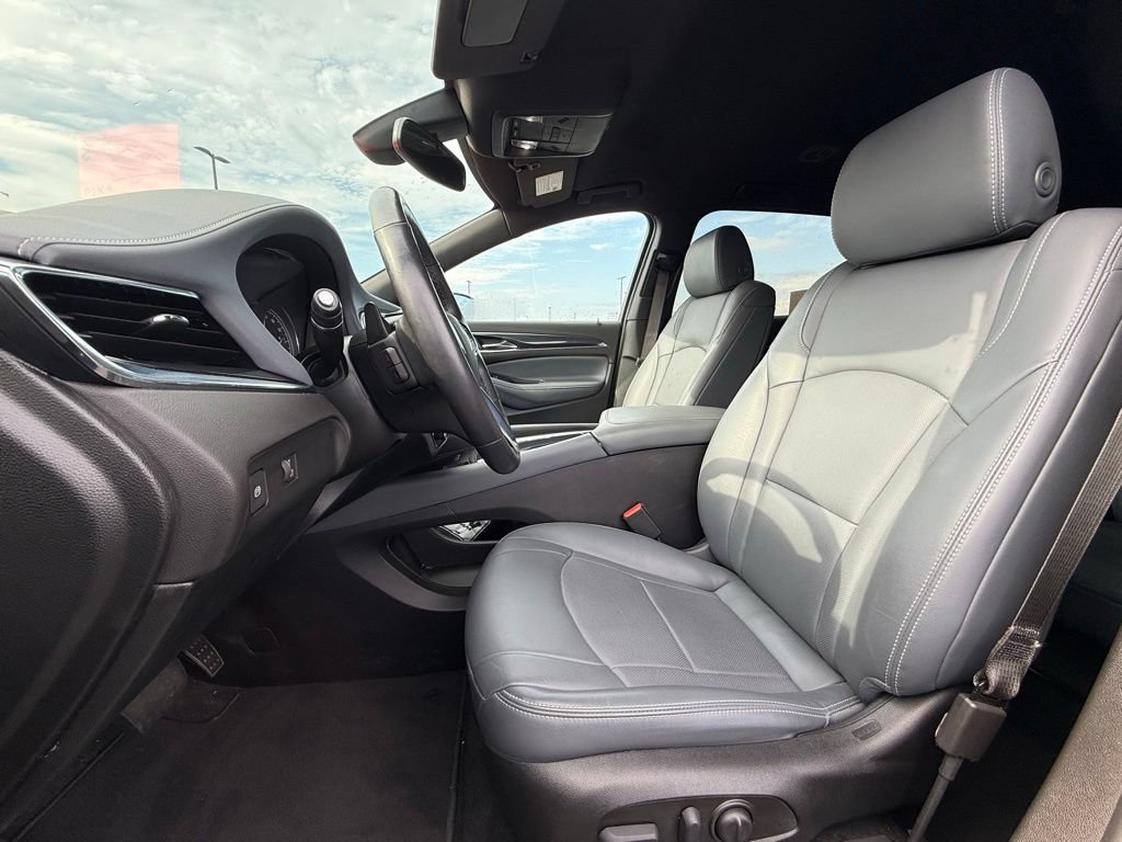 Used 2024 Buick Enclave Essence FWD image 21