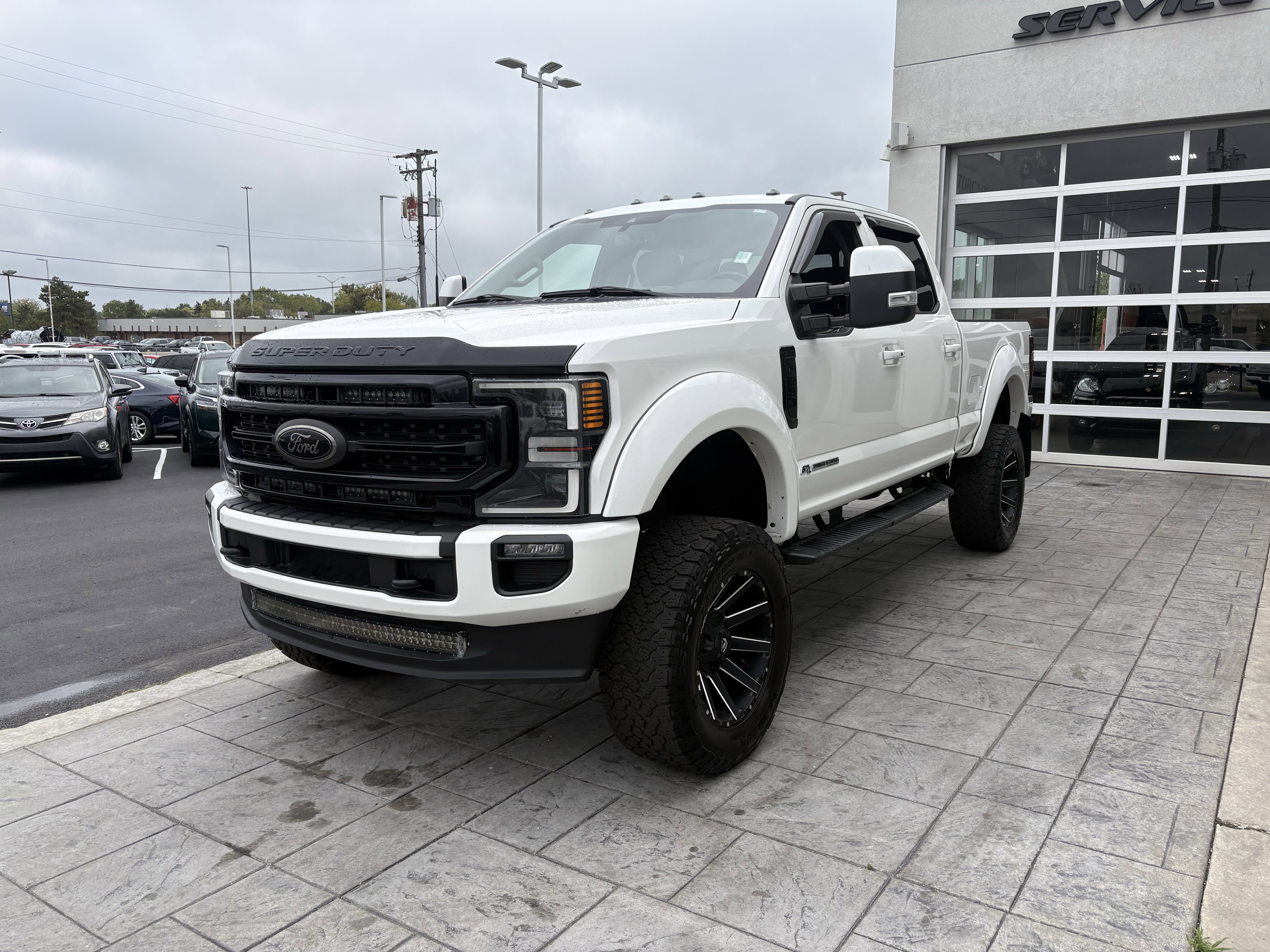 Used 2020 Ford F250 Lariat image 1