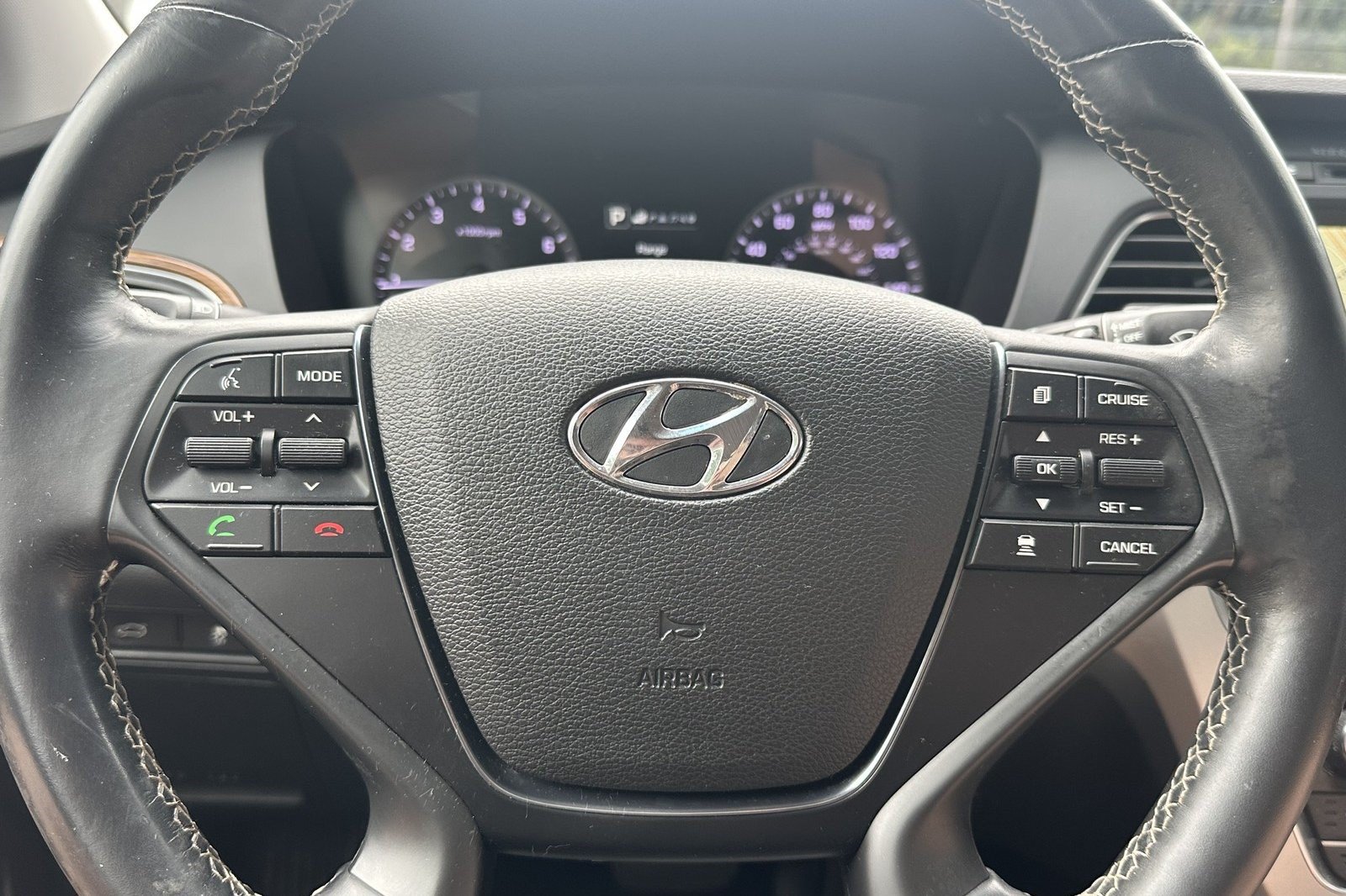 Used 2015 Hyundai Sonata Limited w/ Option Group 06 FWD image 27