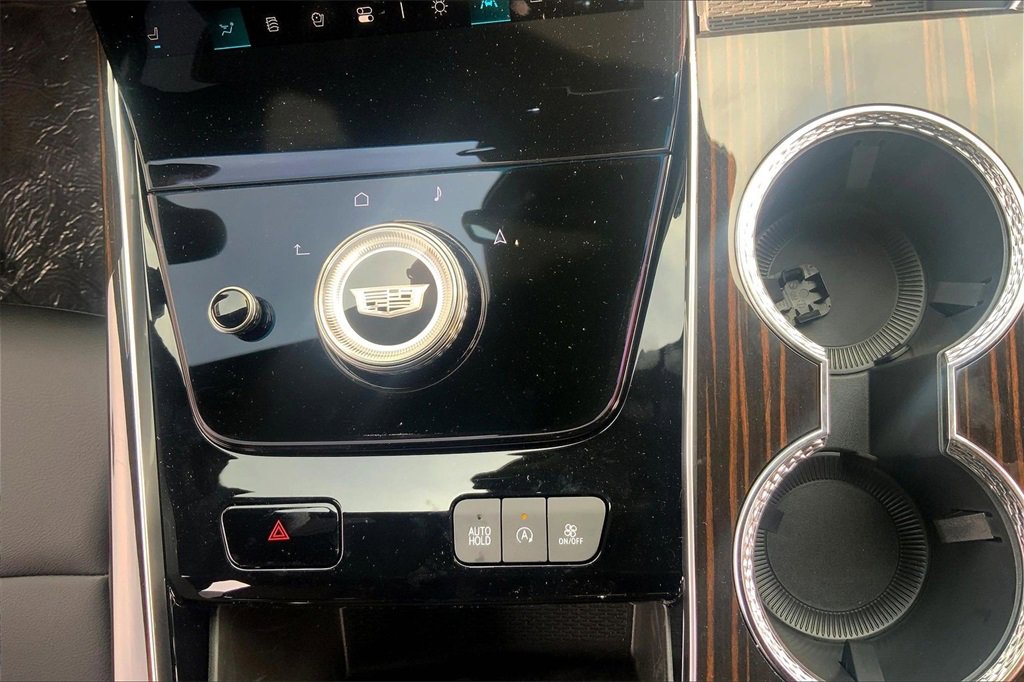 New 2026 Cadillac Escalade 4WD w/ LPO, Floor Liner Package image 22