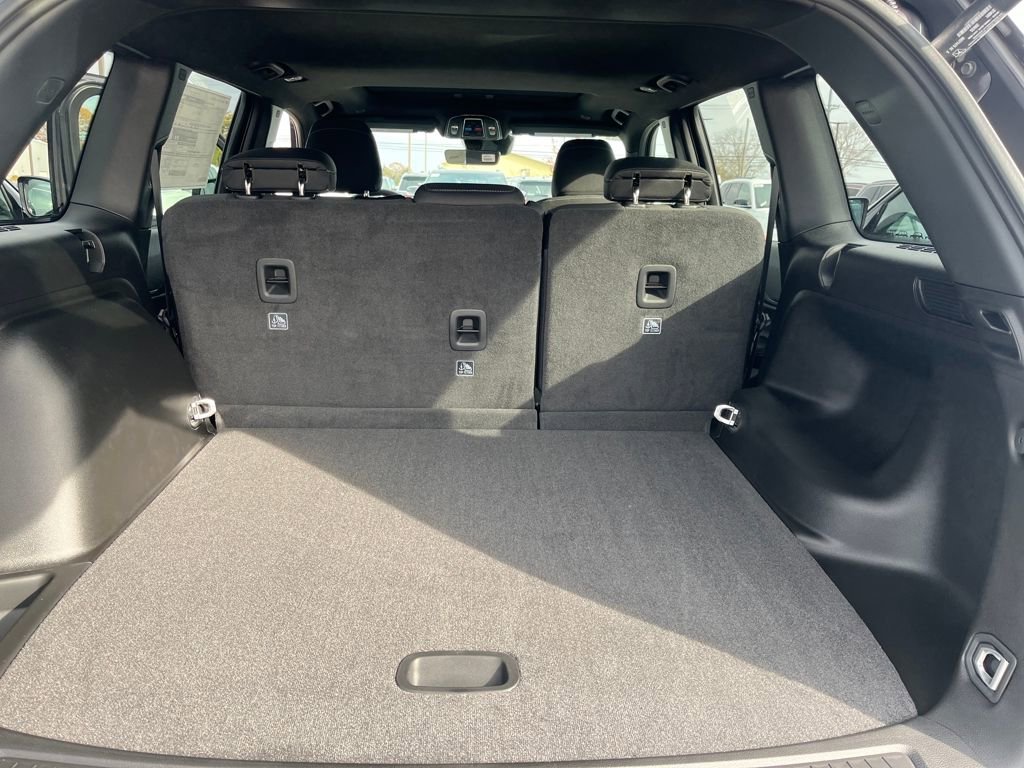 New 2025 Jeep Grand Cherokee Laredo X w/ Luxury Tech Group I image 28