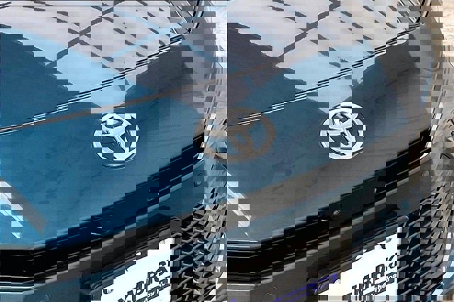 Used 2025 Toyota Camry XSE w/ Premium Plus Package image 31