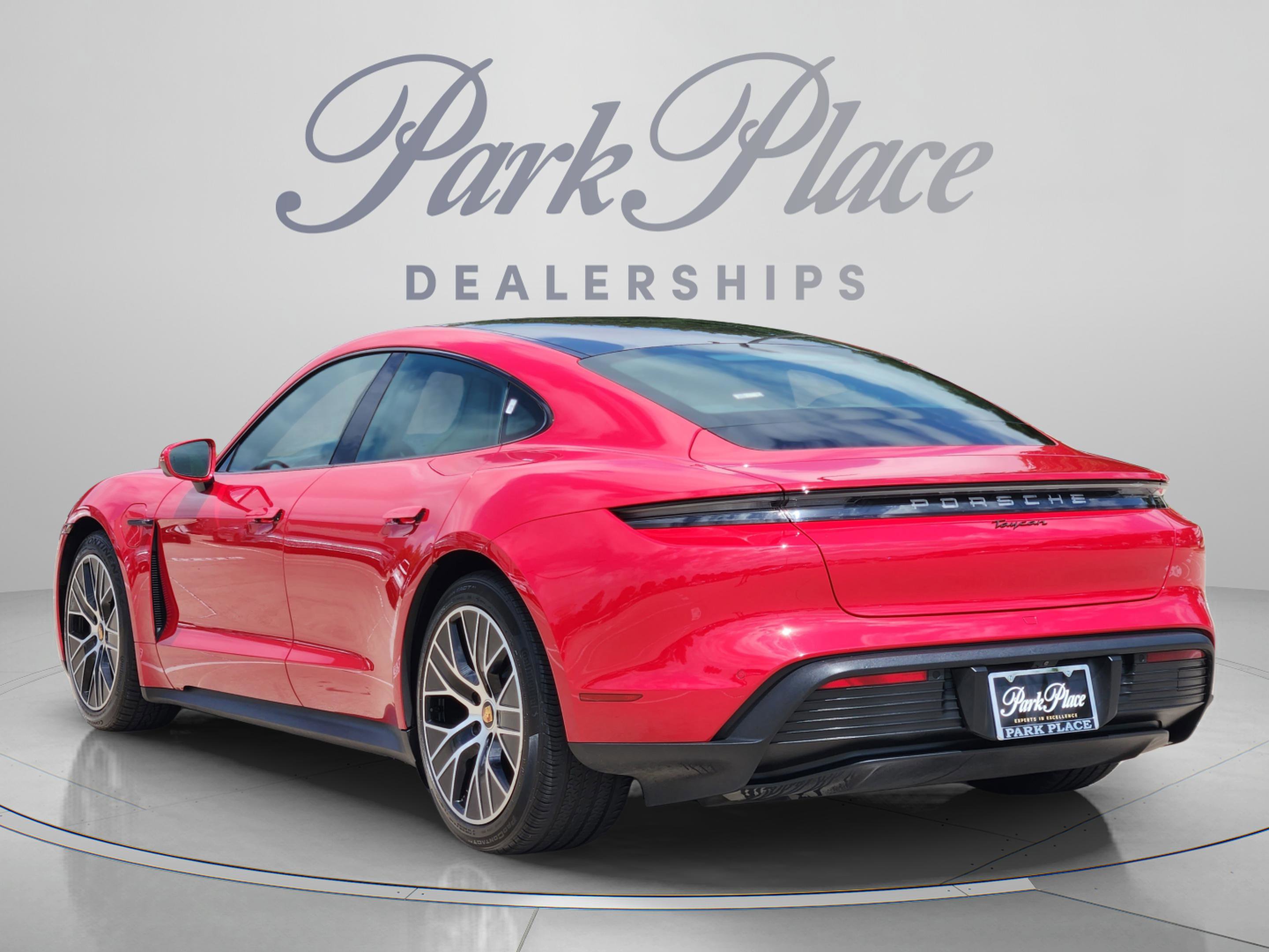 Used 2021 Porsche Taycan RWD image 3