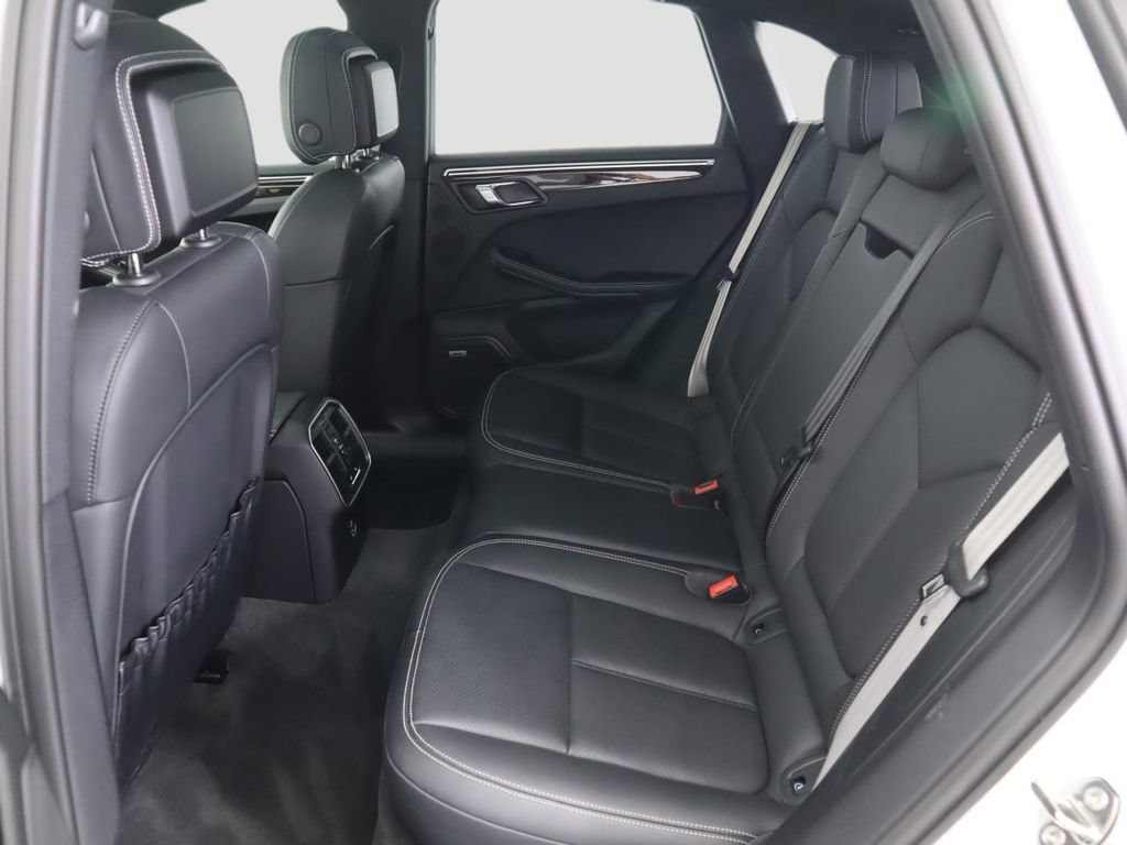 Used 2022 Porsche Macan S AWD/4WD image 22