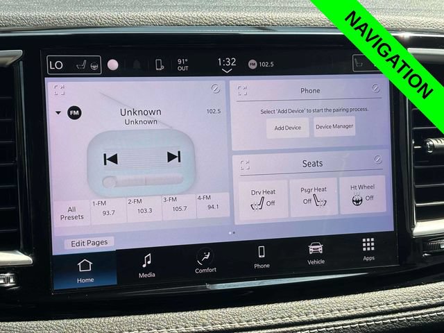 Used 2023 Chrysler Pacifica Touring-L FWD image 16