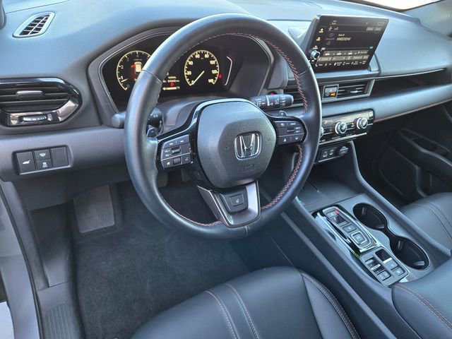 Used 2025 Honda Pilot TrailSport image 13