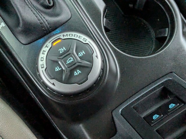 Used 2022 Ford Bronco Wildtrak image 15