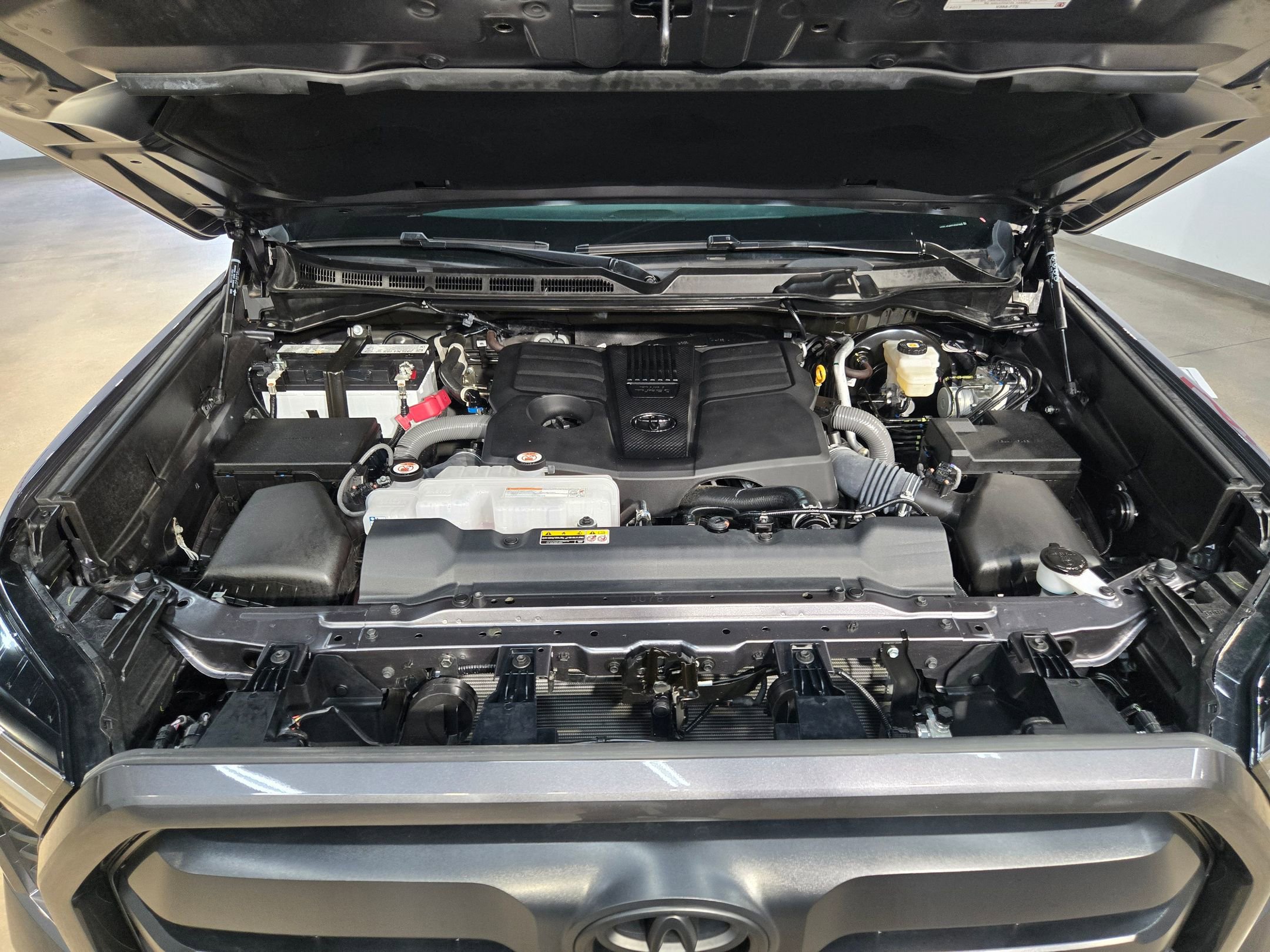 Used 2025 Toyota Tundra SR5 w/ SX Package RWD image 19
