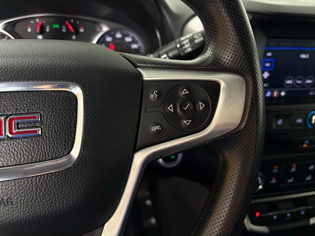 Used 2024 GMC Terrain SLE FWD image 19